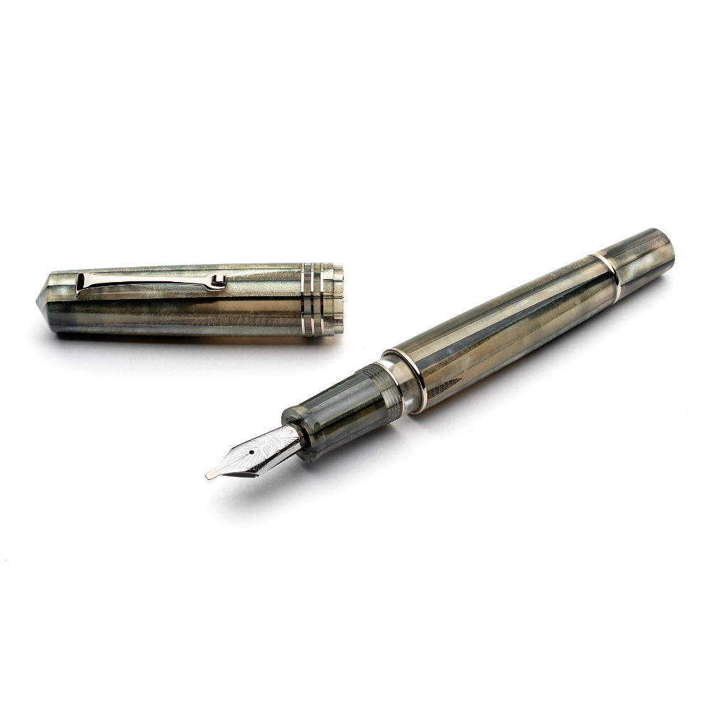 Leonardo Momento Zero Grande 2.0 Sand ST Fountain pen - Vulpen
